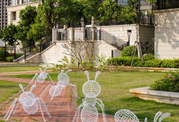 螞蟻雕塑-戶(hù)外公園大型不銹鋼鏤空螞蟻雕塑