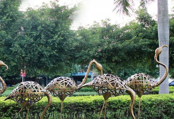 火烈鳥雕塑-公園草坪不銹鋼鏤空創(chuàng)意鏤空火烈鳥雕塑