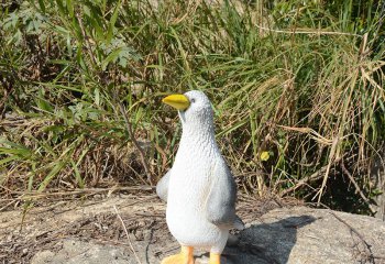 鴿子雕塑-戶外公園景區(qū)創(chuàng)意玻璃鋼仿真動物彩繪雕塑