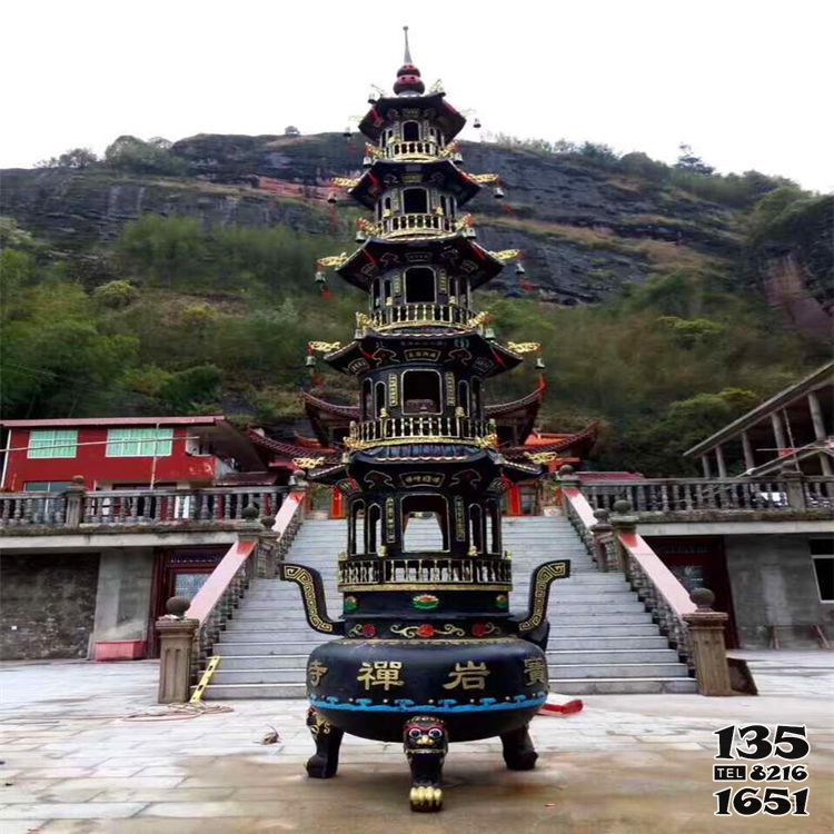 鼎雕塑-景區寺廟大型塔型不銹鋼仿銅鼎雕塑高清圖片