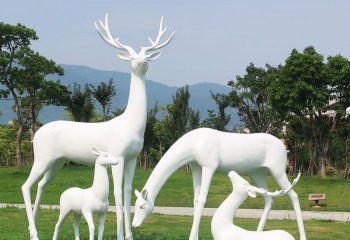 鹿雕塑-公園景區(qū)大型戶(hù)外園林景觀玻璃白色鹿雕塑