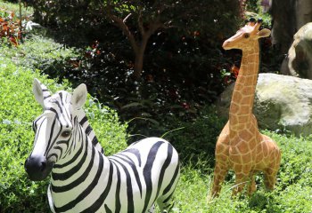 長頸鹿雕塑-公園景區大型動物景觀斑馬和長頸鹿雕塑