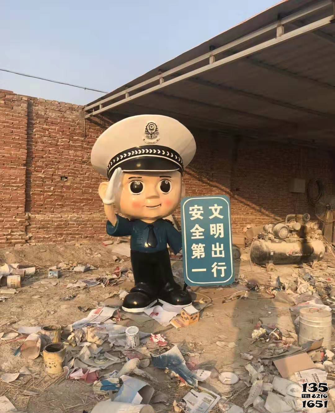 警察雕塑-玻璃鋼卡通公園廣場安全警示語雕塑景觀警察雕塑