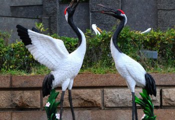 鶴雕塑-公園廣場大型仿真動(dòng)物景觀鶴雕塑