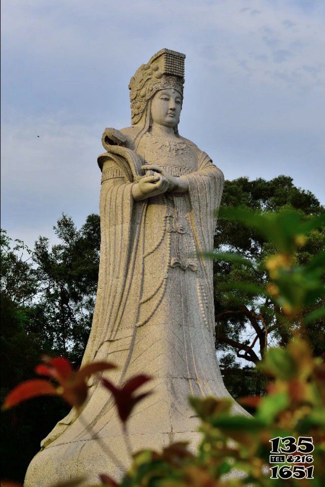 媽祖雕塑-戶(hù)外大型景觀大理石石雕媽祖雕塑高清圖片