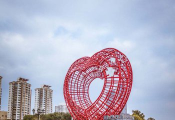 鴿子雕塑-創(chuàng)意不銹鋼鏤空紅色愛(ài)心鴿子雕塑