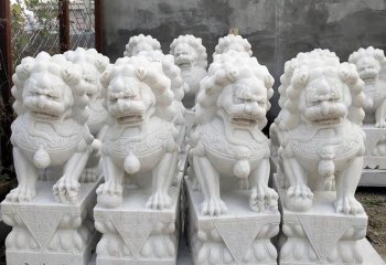 北京石獅子景區大型漢白玉看門神獸，象征著家園安全