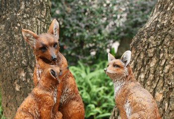 玻璃鋼仿真狐貍雕塑-玻璃鋼仿真狐貍 公園動(dòng)物雕塑